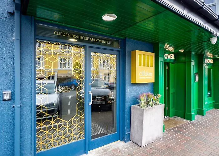 Main Street Hideaway *